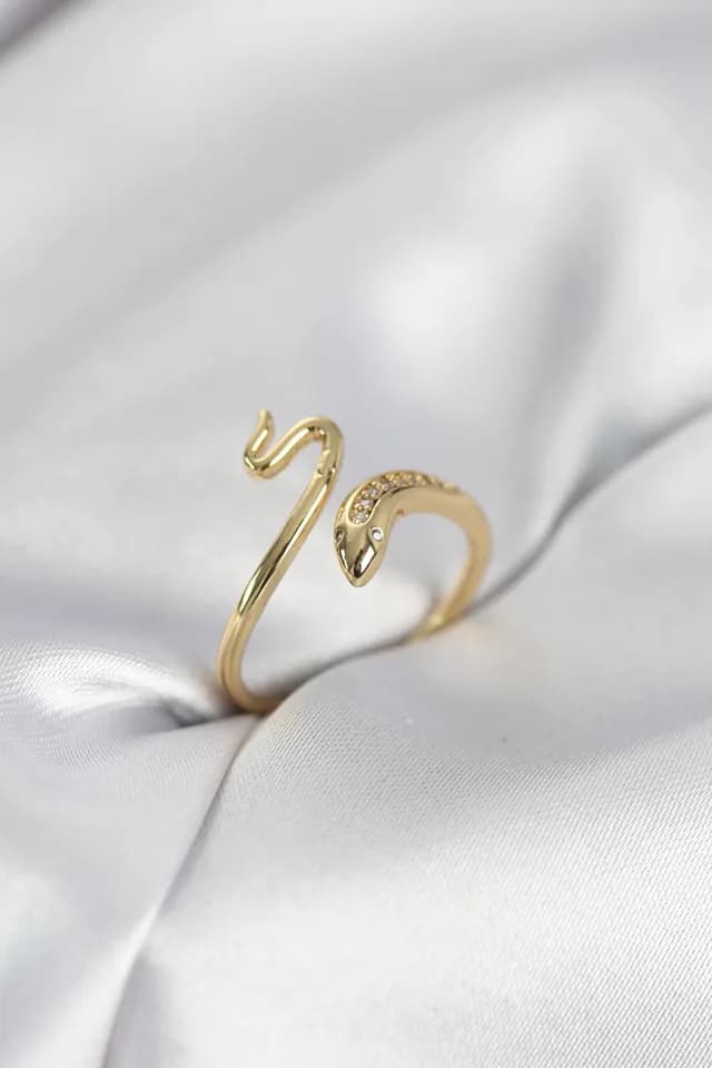 Gold Yılan Model Zirkon Taşlı Kadın Yüzük
